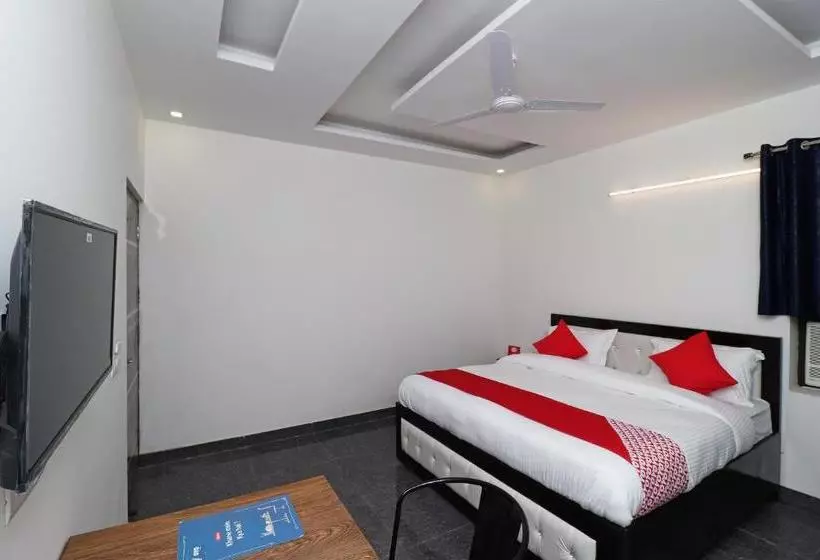 Hotelli Oyo 28576 Laxmi Residency