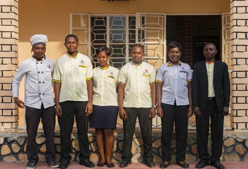 هتل Rwenzori International