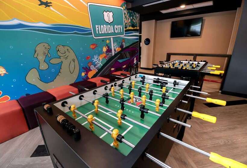 Отель Tru By Hilton Florida City