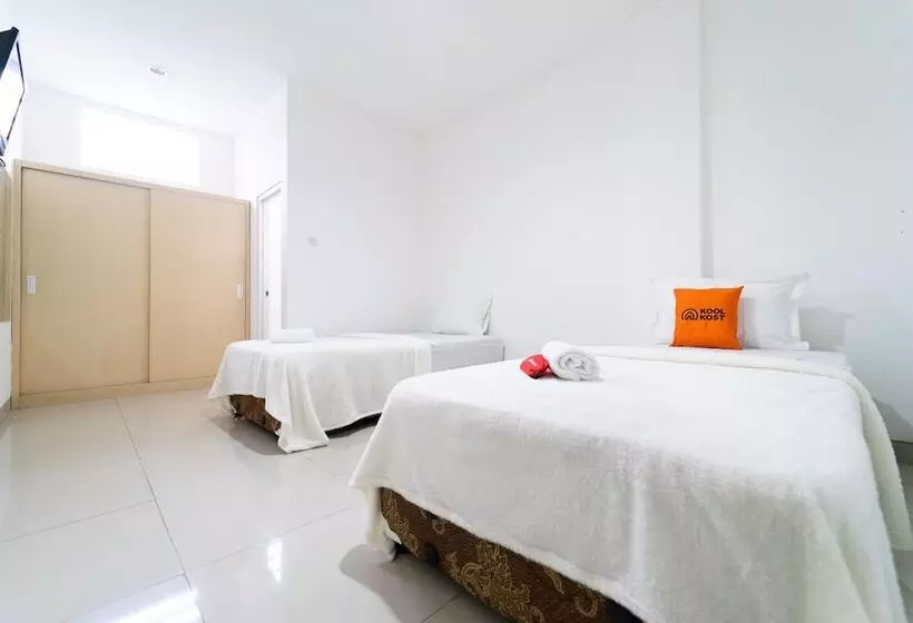 Majatalo Koolkost Near Ragunan Zoo