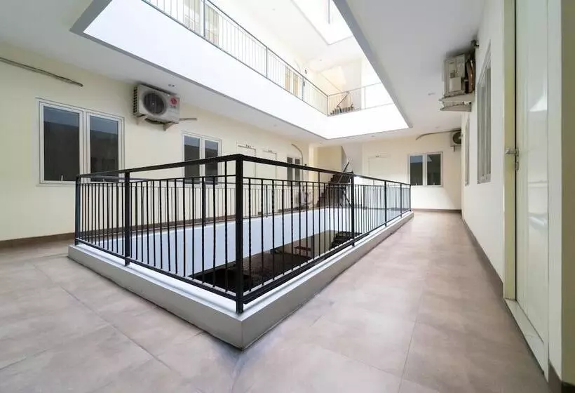 Majatalo Koolkost Near Ragunan Zoo