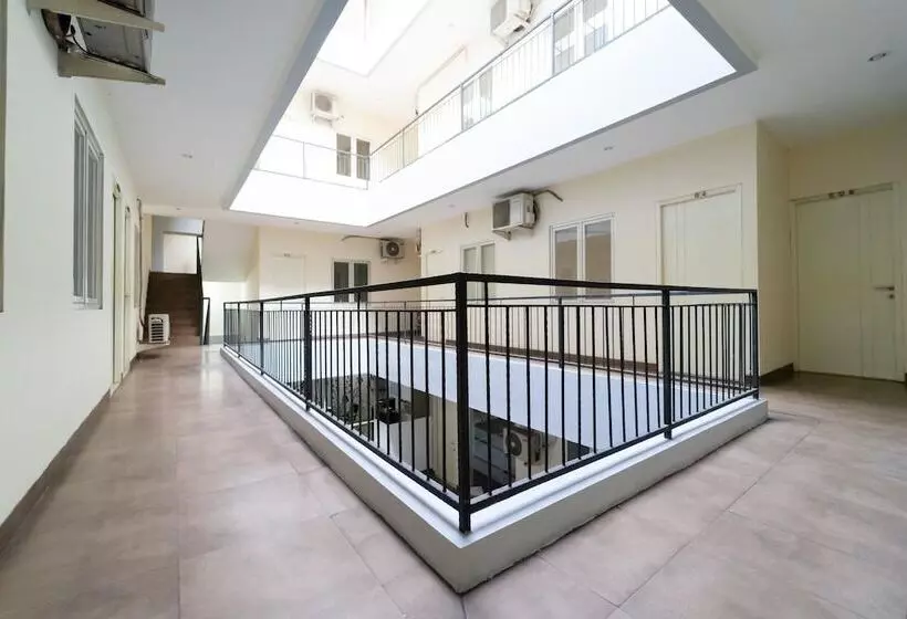 Majatalo Koolkost Near Ragunan Zoo