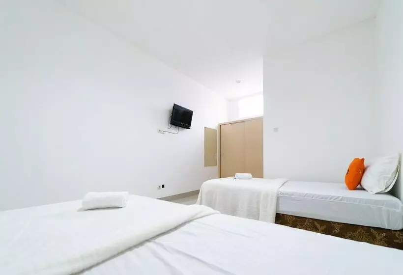 Majatalo Koolkost Near Ragunan Zoo