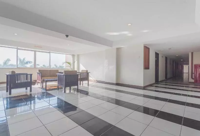 ペンション Reddoorz Apartment @ Emerald Towers Bandung