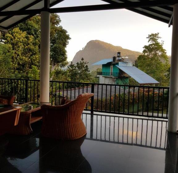 ユースホステル Ella Forest Paradise