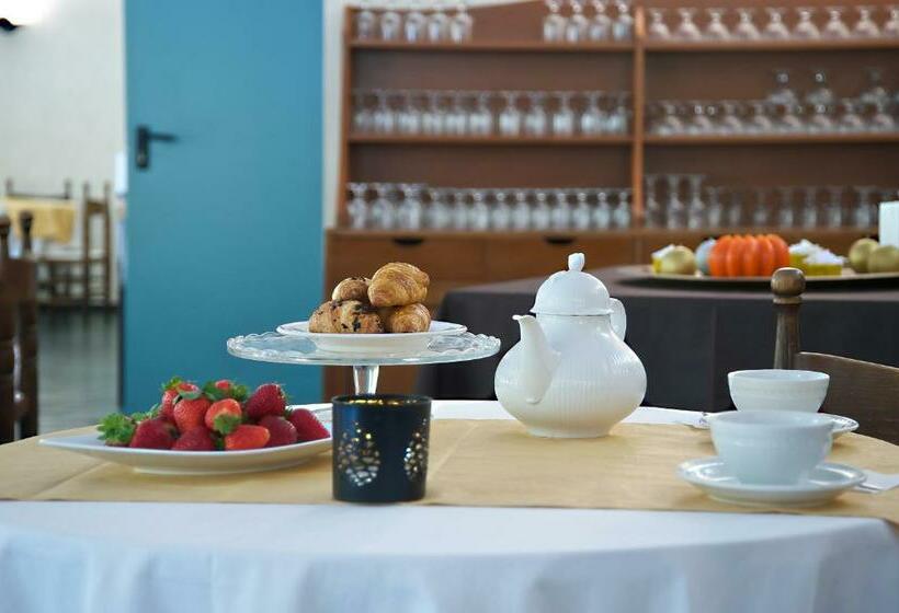 Отель Dell' Olmo