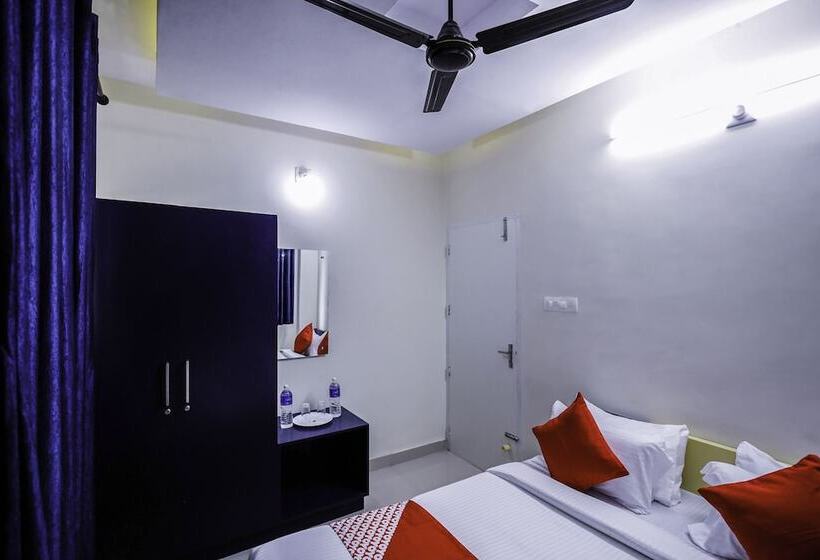 فندق Oyo 15825 Blue Berry Apartments