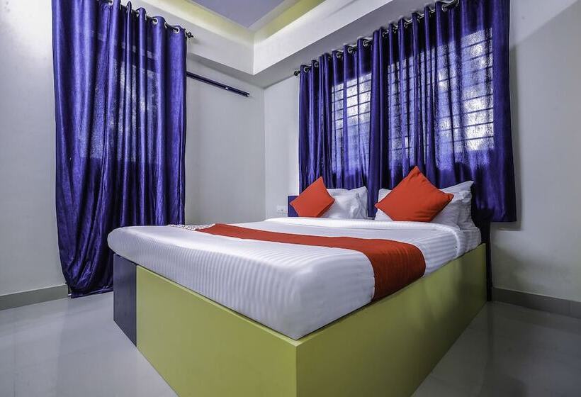 فندق Oyo 15825 Blue Berry Apartments