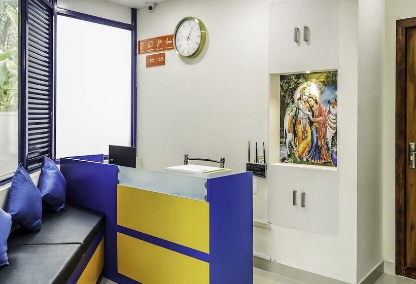 فندق Oyo 15825 Blue Berry Apartments