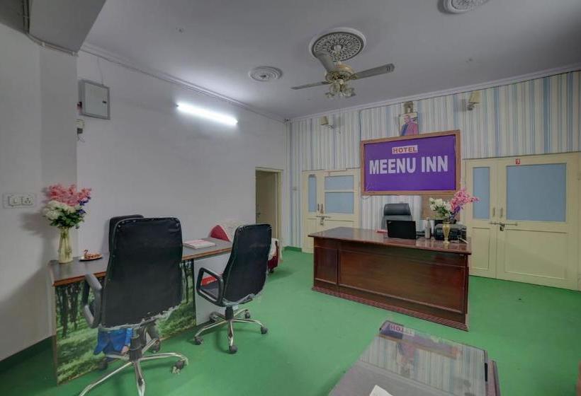 ホテル Oyo 28453 Meenu Inn