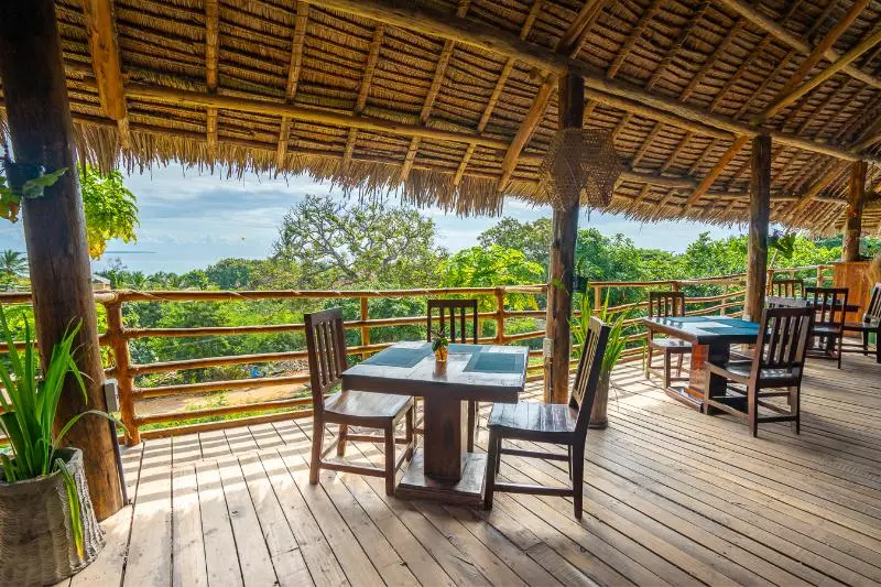 Majatalo La Fontana Restaurant & Bungalows