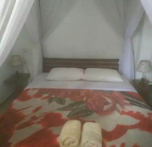 Majatalo Puri Alam Bali