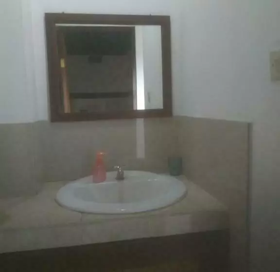 Majatalo Puri Alam Bali