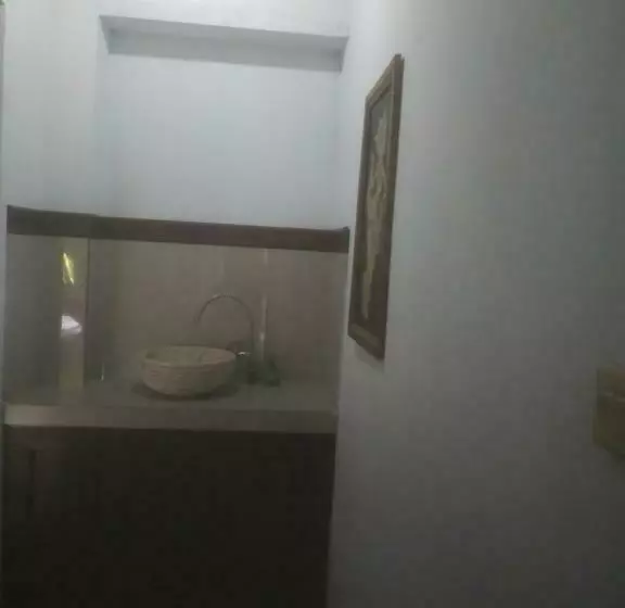 Majatalo Puri Alam Bali