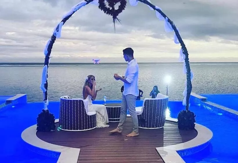 استراحتگاه Maui Palms