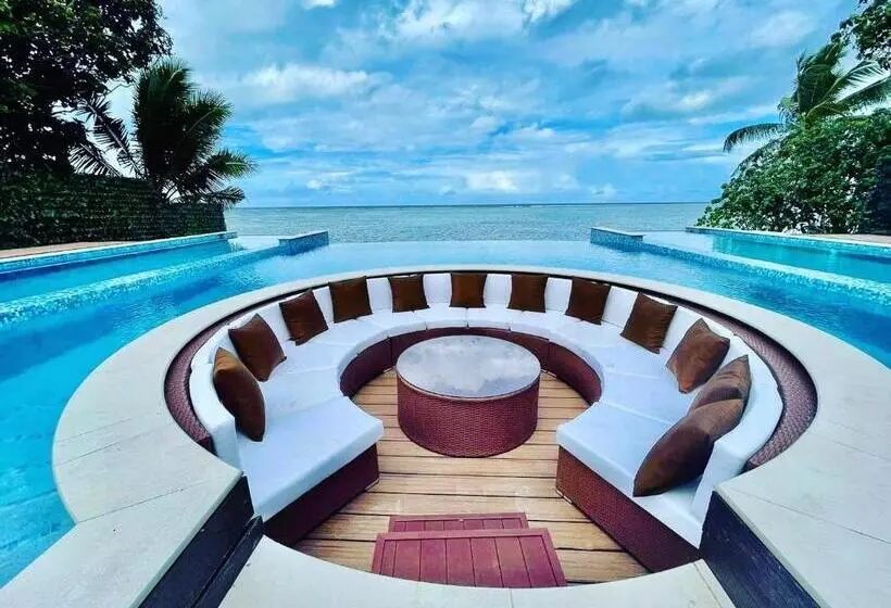 استراحتگاه Maui Palms