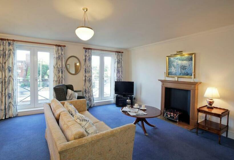 The Corbyn Apartments