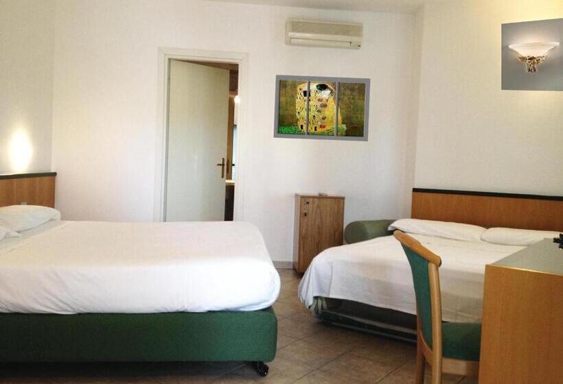 ホテル Ambrosio La Corte