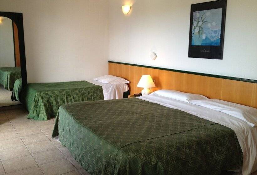 ホテル Ambrosio La Corte