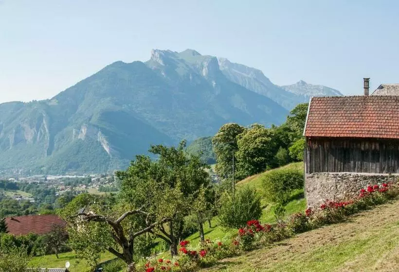 Отель Au Gay Séjour