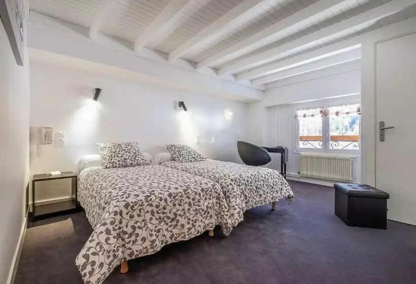 Отель Au Gay Séjour