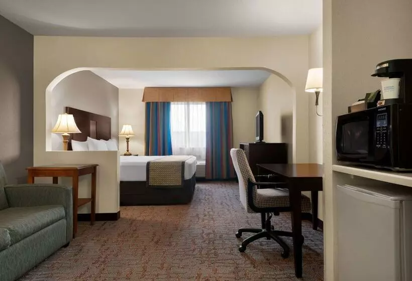 فندق Baymont By Wyndham Belleville Airport Area Free Airport Shuttle