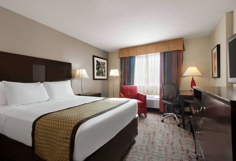 בית מלון כפרי Baymont By Wyndham Belleville Airport Area Free Airport Shuttle