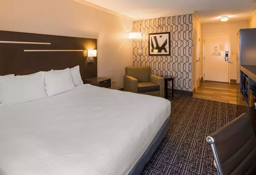 فندق Best Western Plus Morristown Conference Center