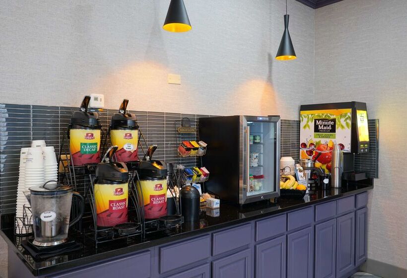 בית מלון כפרי Best Western Plus Morristown Conference Center