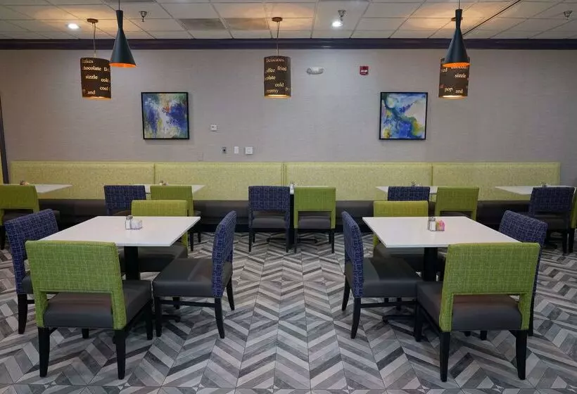 فندق Best Western Plus Morristown Conference Center