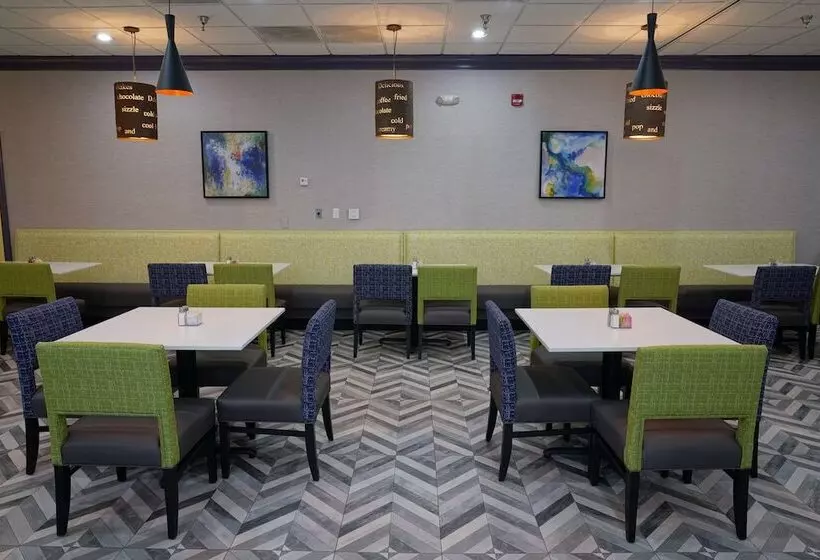 فندق Best Western Plus Morristown Conference Center