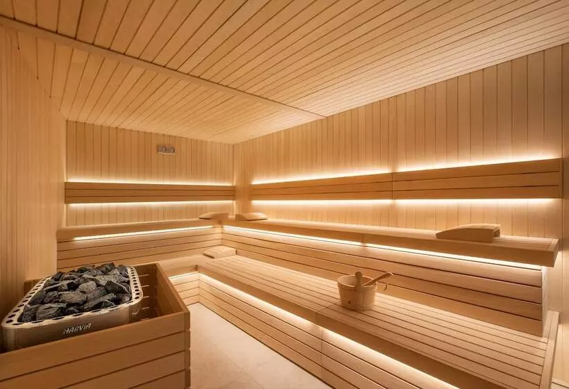 ホテル Hôtel Golf & Spa Château De La Bégude The Originals Collection