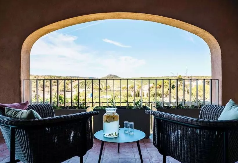 Hotel Château L'hospitalet Wine Resort Beach & Spa