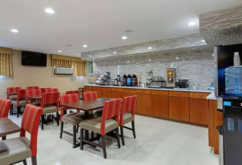 Hotelli Comfort Inn Brooklyn