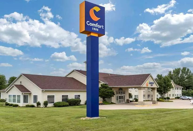 Отель Comfort Inn Dyersville Near The Field Of Dreams