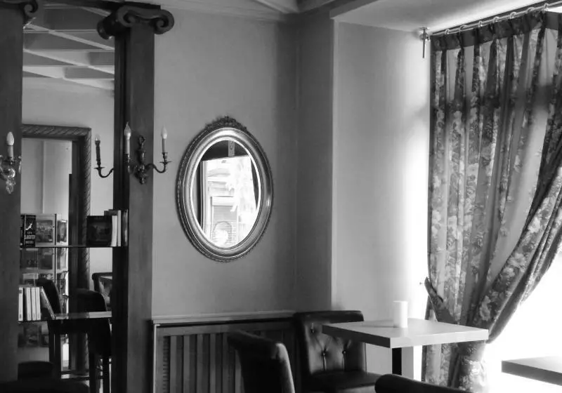 בית מלון כפרי Dandy Rouen Centre