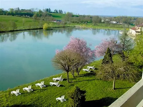 Отель La Mezelle