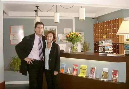 Отель La Mezelle