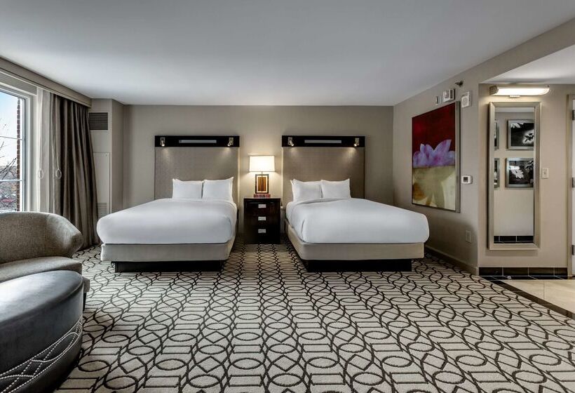 هتل Hilton Columbus At Easton