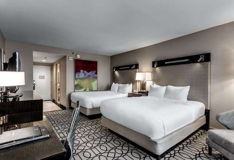 هتل Hilton Columbus At Easton