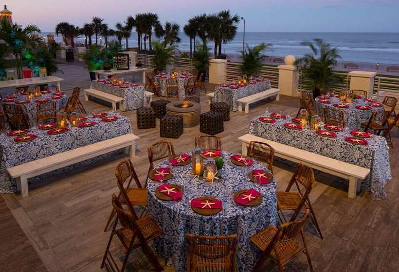 בית מלון כפרי Hilton Daytona Beach Oceanfront Resort