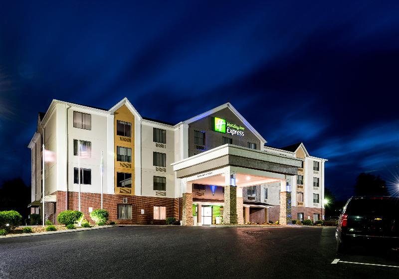 Отель Holiday Inn Express Hillsville, An Ihg