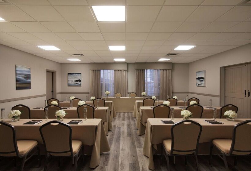 هتل Homewood Suites By Hilton Lubbock