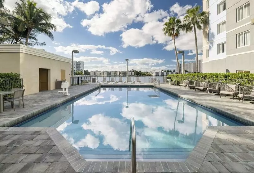 ホテル Homewood Suites By Hilton Miami Airport/blue Lagoon