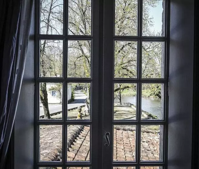 호텔 Hostellerie Les Griffons