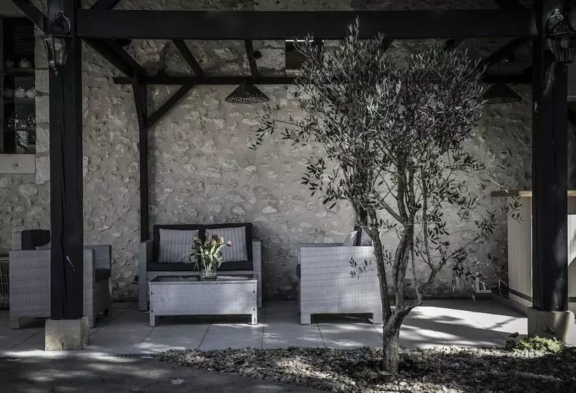 호텔 Hostellerie Les Griffons