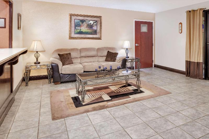 בית מלון כפרי Howard Johnson By Wyndham Scott Lafayette