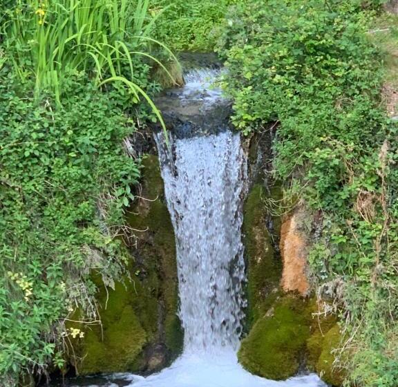 هتل La Bouscatière