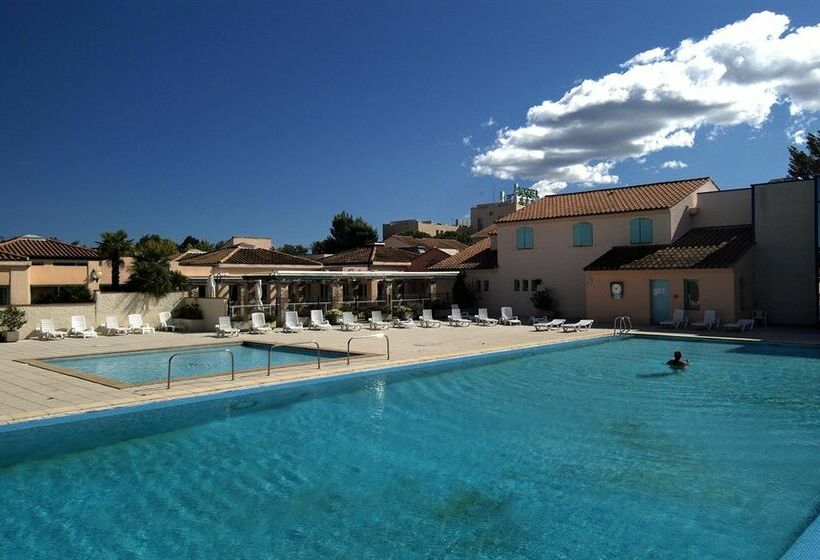 호텔 L'Hôtel Club Les Albères