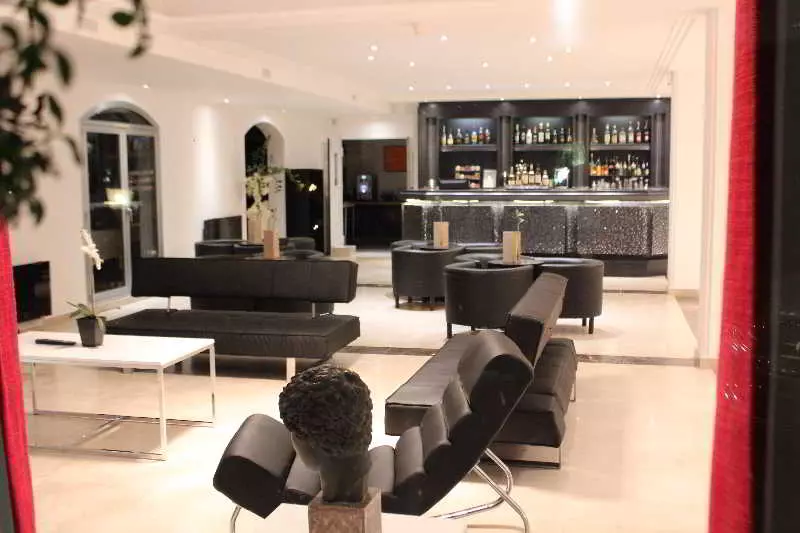 Отель Orbelys Hôtel